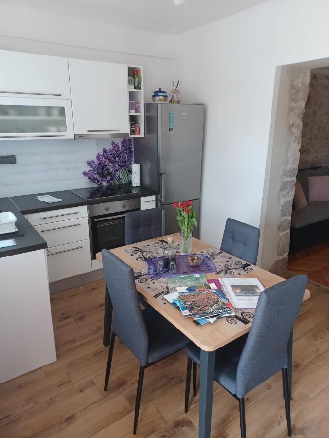 Apartment Karla Snb Lozovac Exterior foto